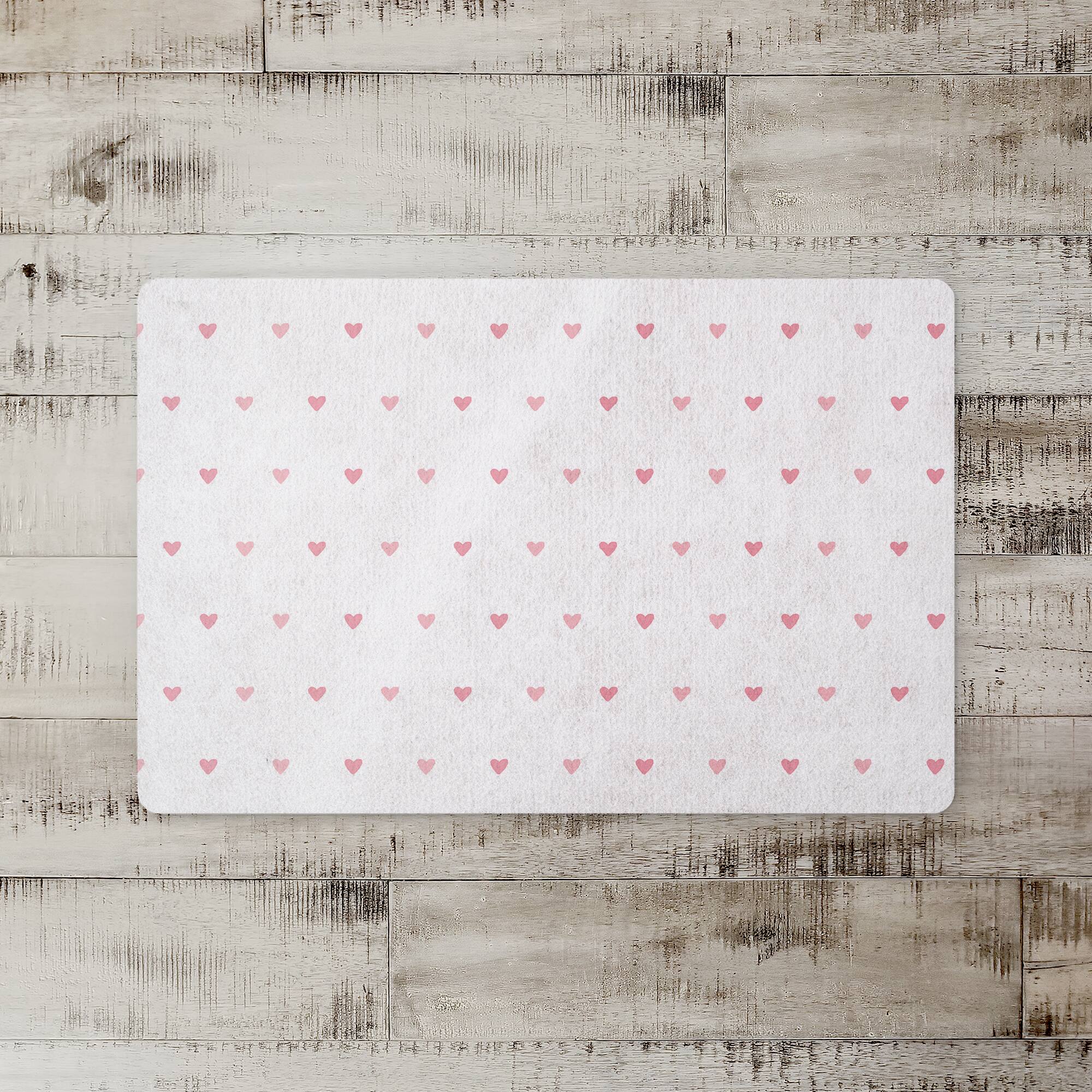 Simple Heart Pattern 27" x 18" Floor Mat